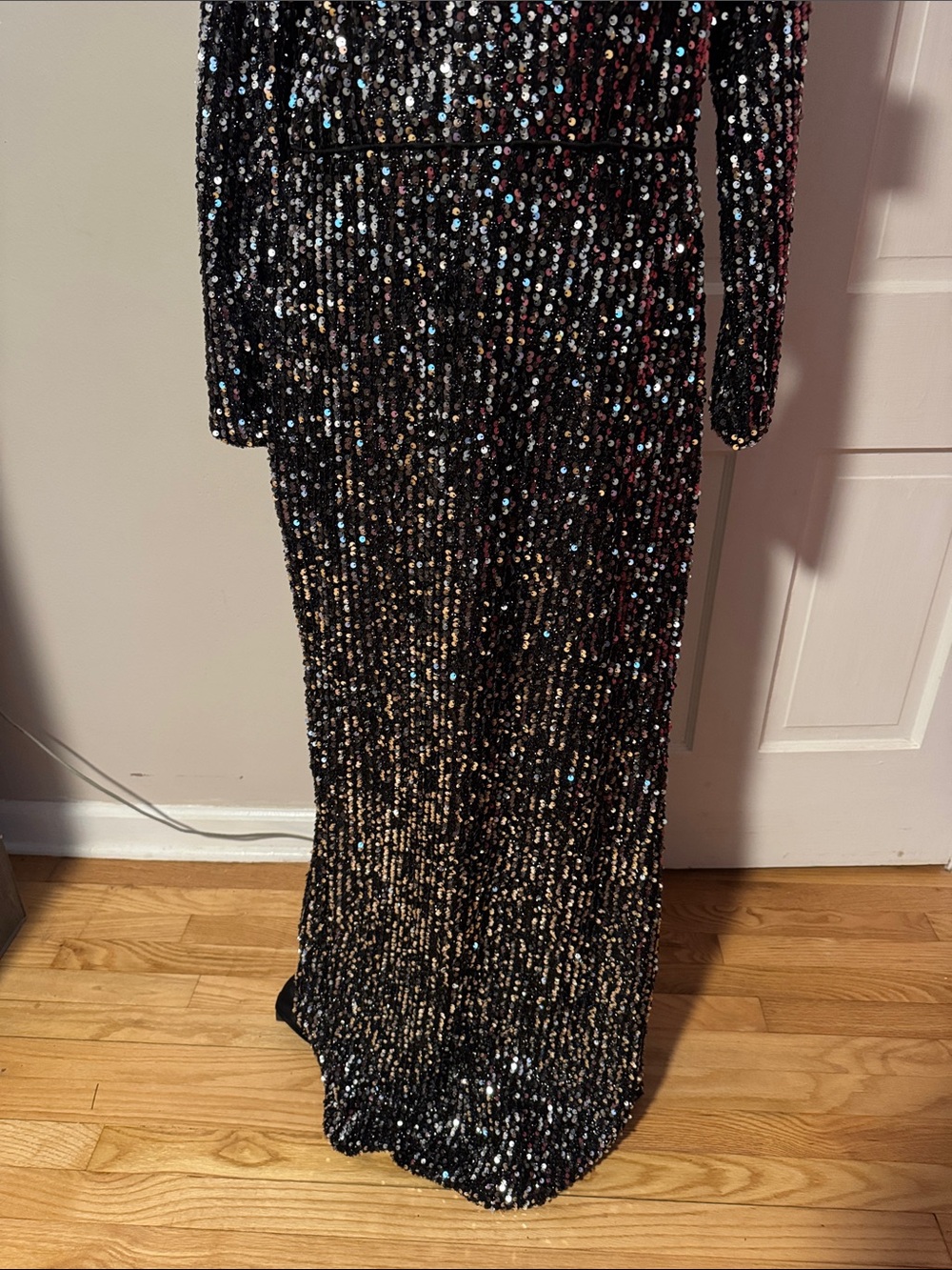Ieena for Mac Duggal NWT Gown 26445 Sequined Long Sleeve Evening Formal Gala 10 - Picture 4 of 15
